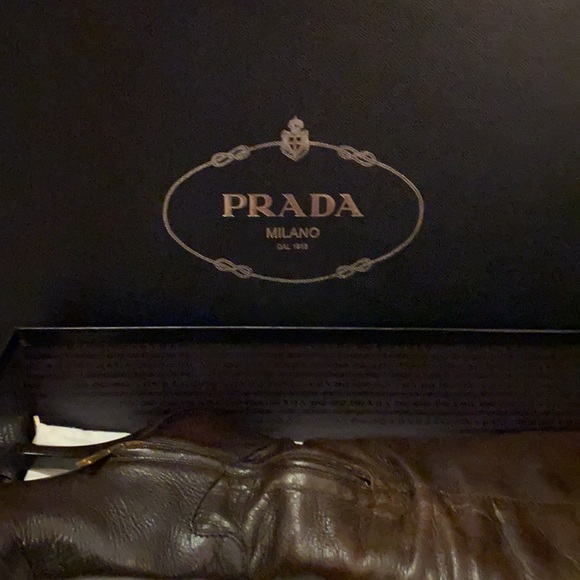 Prada heeled scrunch boots. - Picture 3 of 12